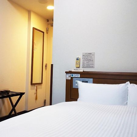 Hotel Route-Inn Tsuruga Ekimae Exteriör bild